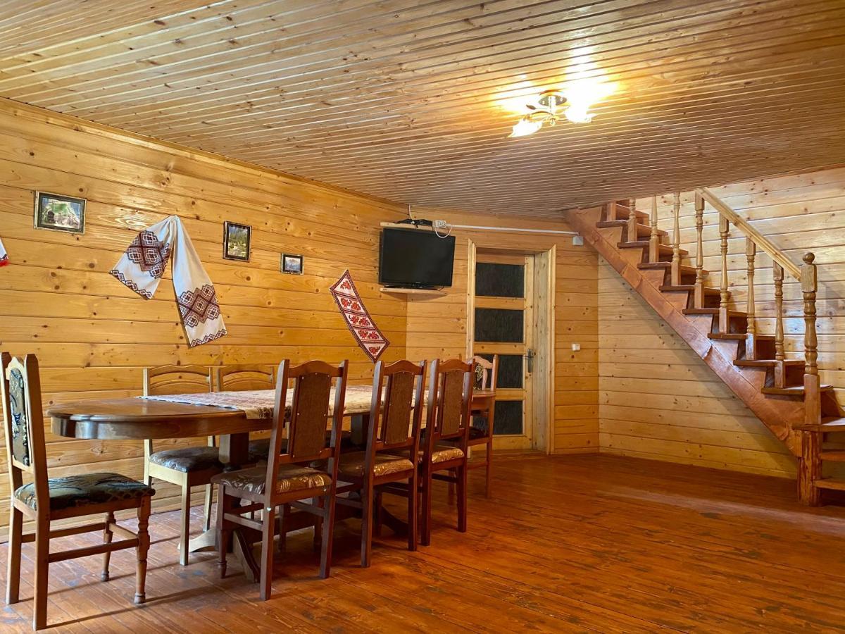 Medova Hata Hotel Verkhnyaya Rozhanka Exterior foto
