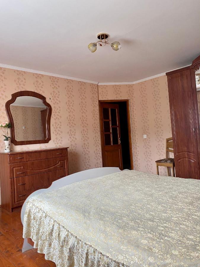 Medova Hata Hotel Verkhnyaya Rozhanka Exterior foto