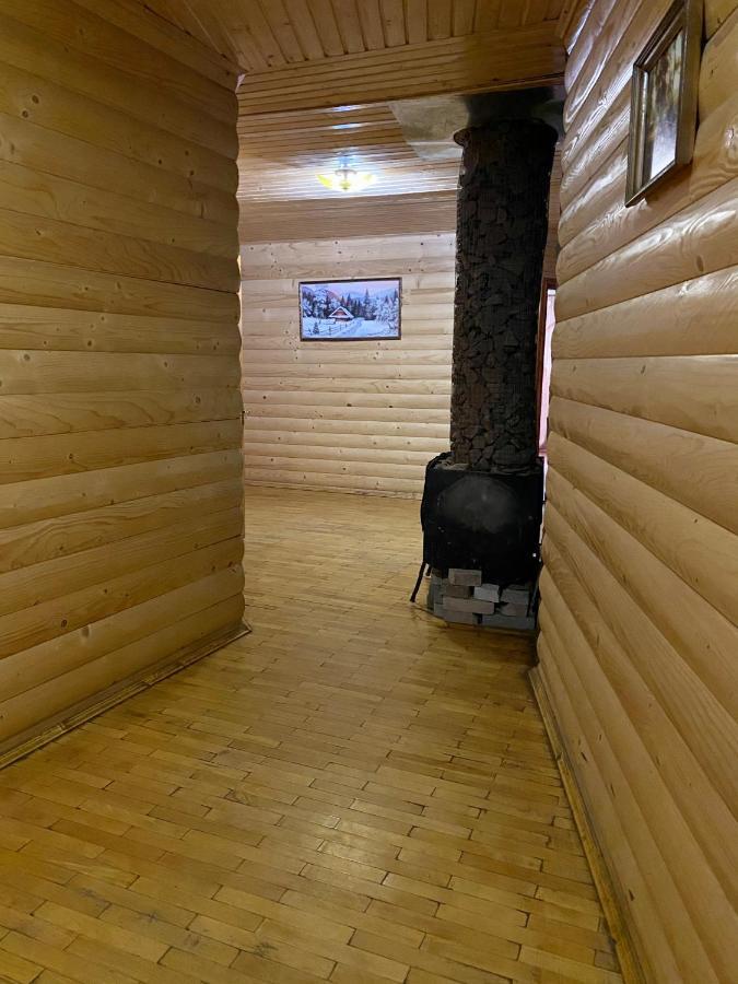Medova Hata Hotel Verkhnyaya Rozhanka Exterior foto