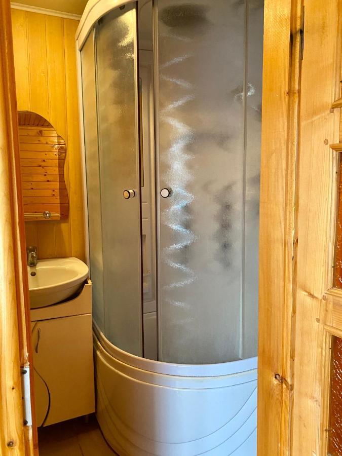Medova Hata Hotel Verkhnyaya Rozhanka Exterior foto